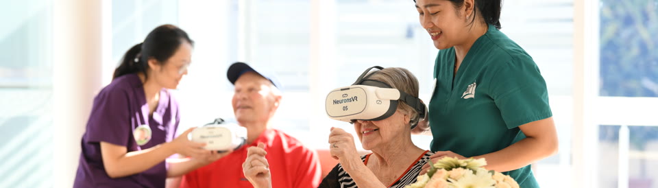 NeuronsVR therapy session at Dougherty Apartments